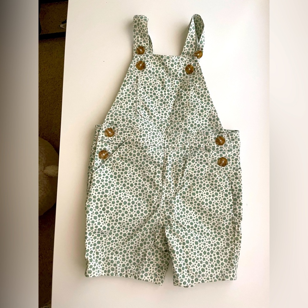 Unisex toddler cotton on romper- two button notched 18-24m